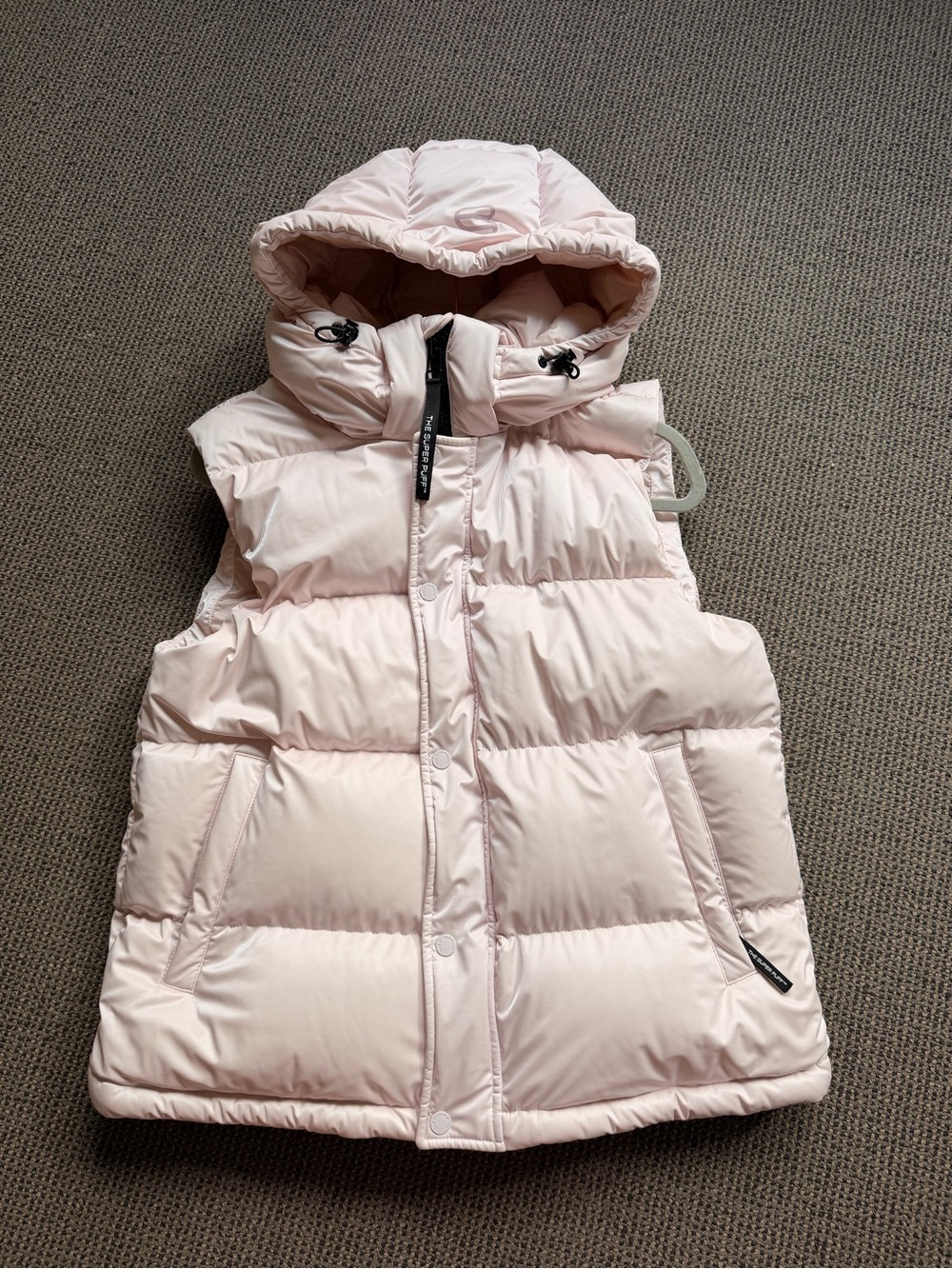 Aritzia mochi pink vest- limited edition